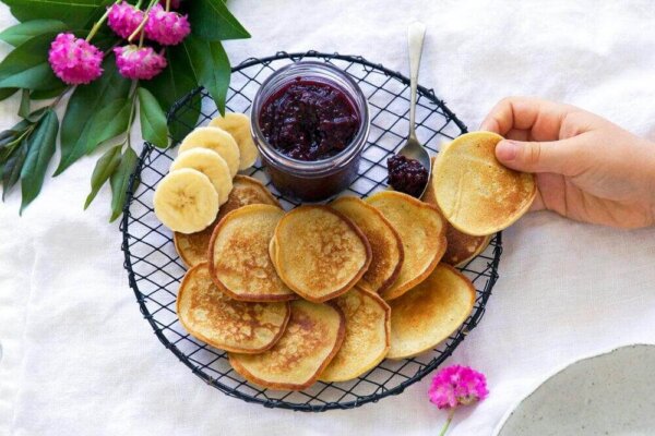 Banana Pikelets w/ Blackberry Chia Jam