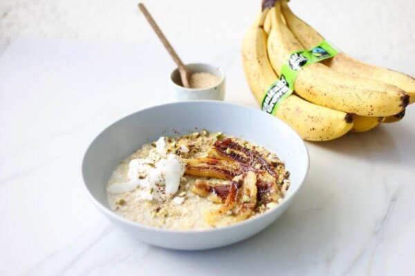 Spiced Quinoa Porridge w/ Sweet Banana